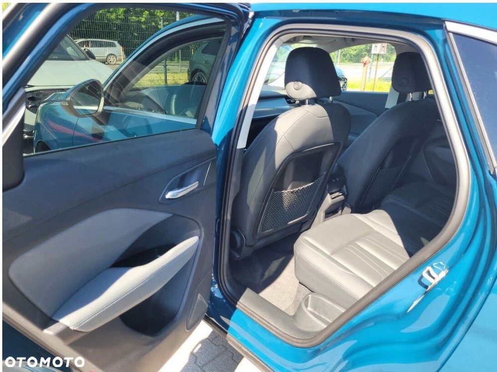Audi Q3 Sportback - 8