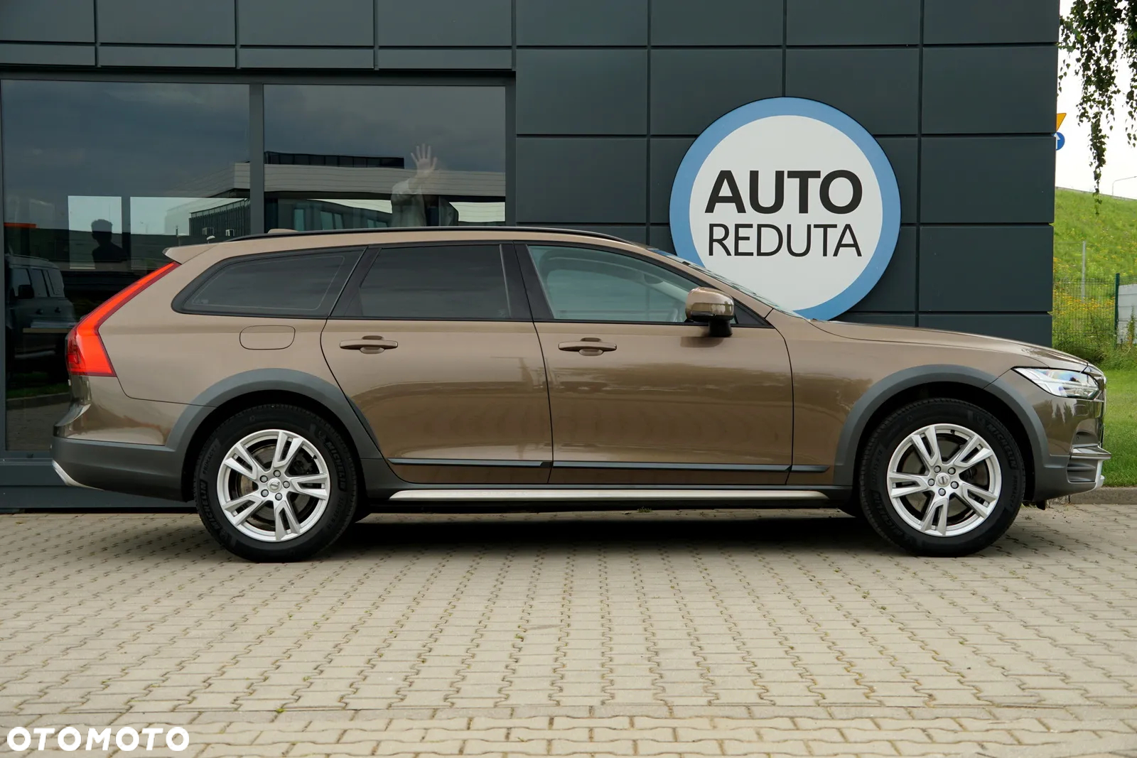 Volvo V90 Cross Country D4 AWD - 8