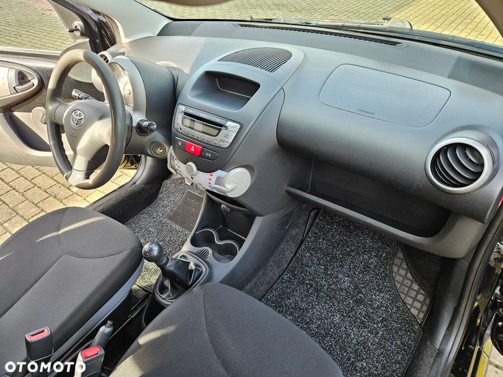 Toyota Aygo 1.0 VVT-i - 28
