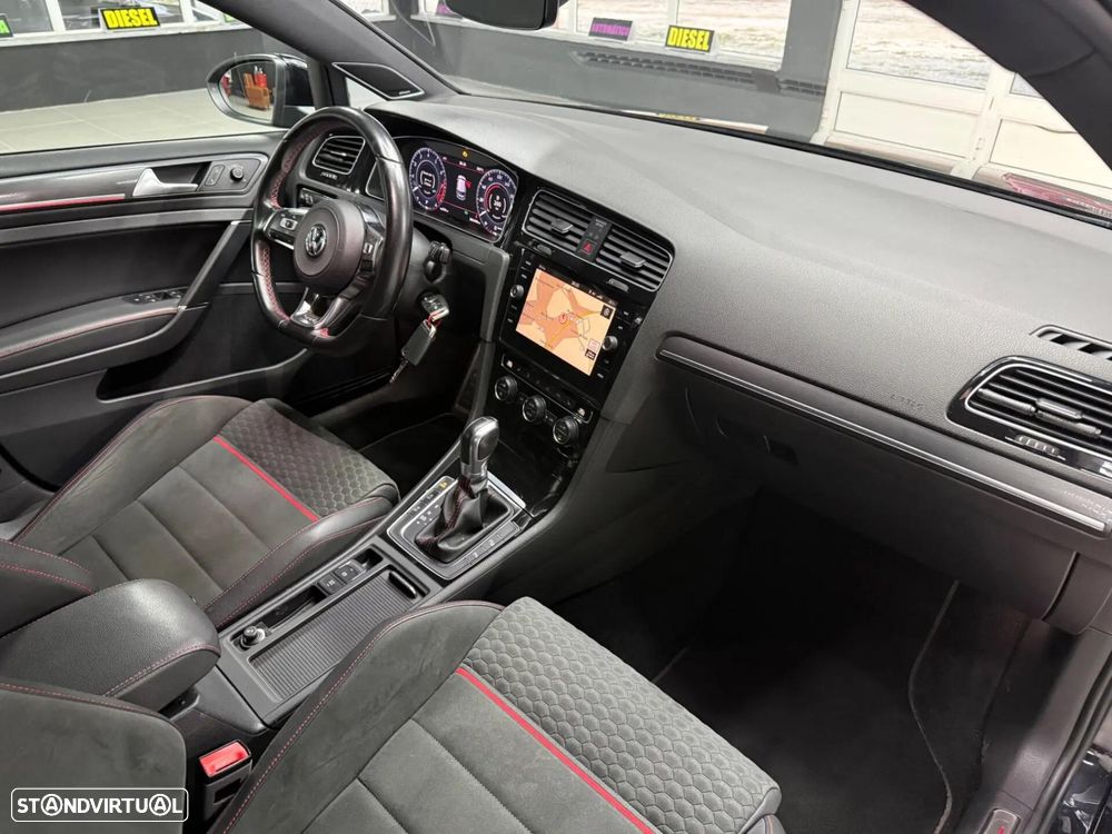 VW Golf 2.0 TSI GTI DSG Performance - 12