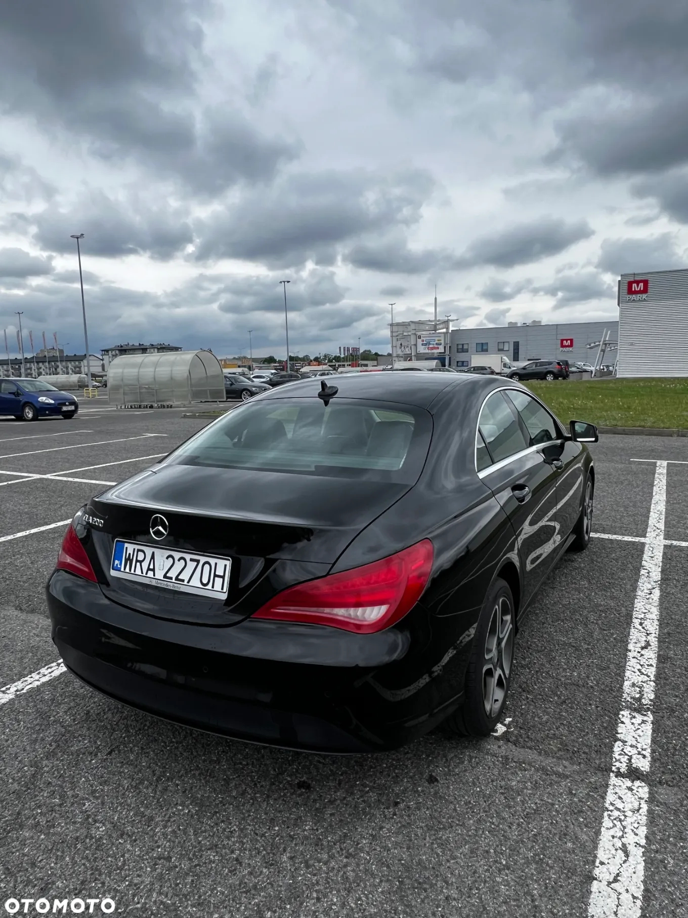 Mercedes-Benz CLA - 12