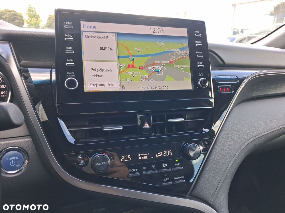 Toyota Camry 2.5 Hybrid Executive CVT - 25