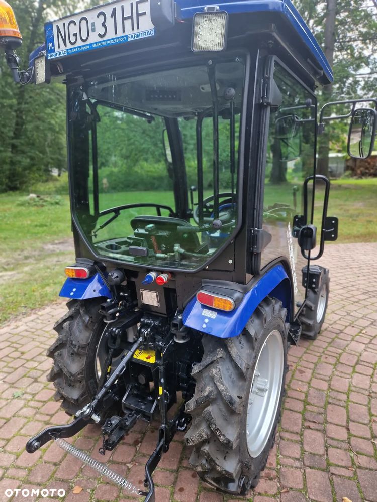 Farmtrac F26V - 11