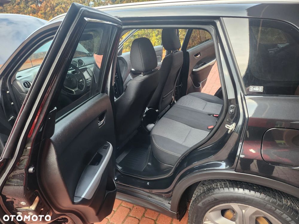 Suzuki Vitara 1.6 Comfort 2WD - 14