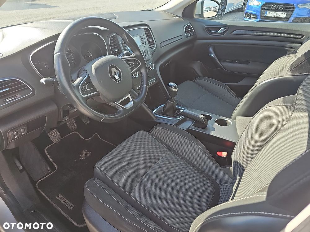 Renault Megane 1.5 Blue dCi Business - 10