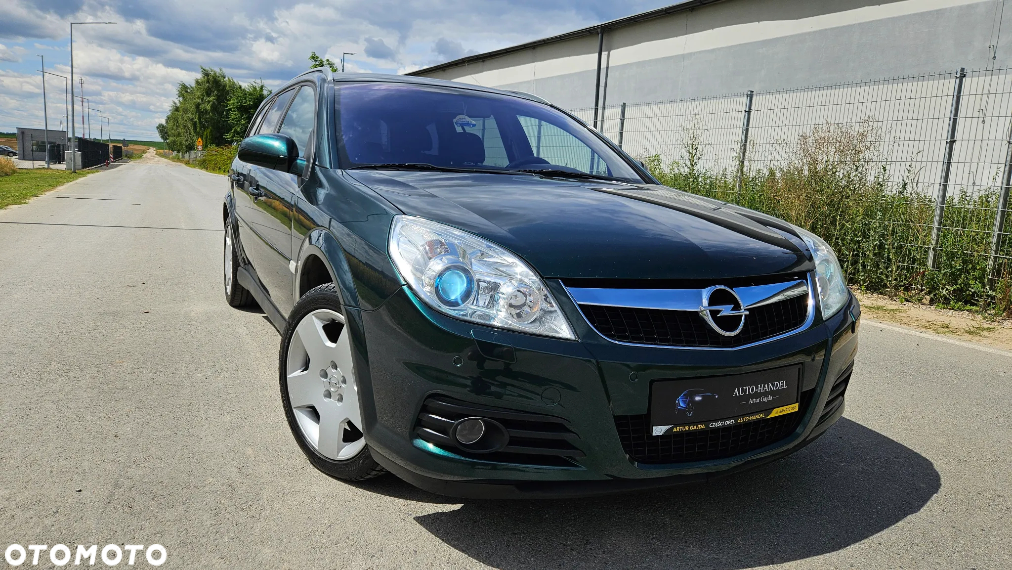 Opel Vectra 1.8 Caravan Cosmo - 2