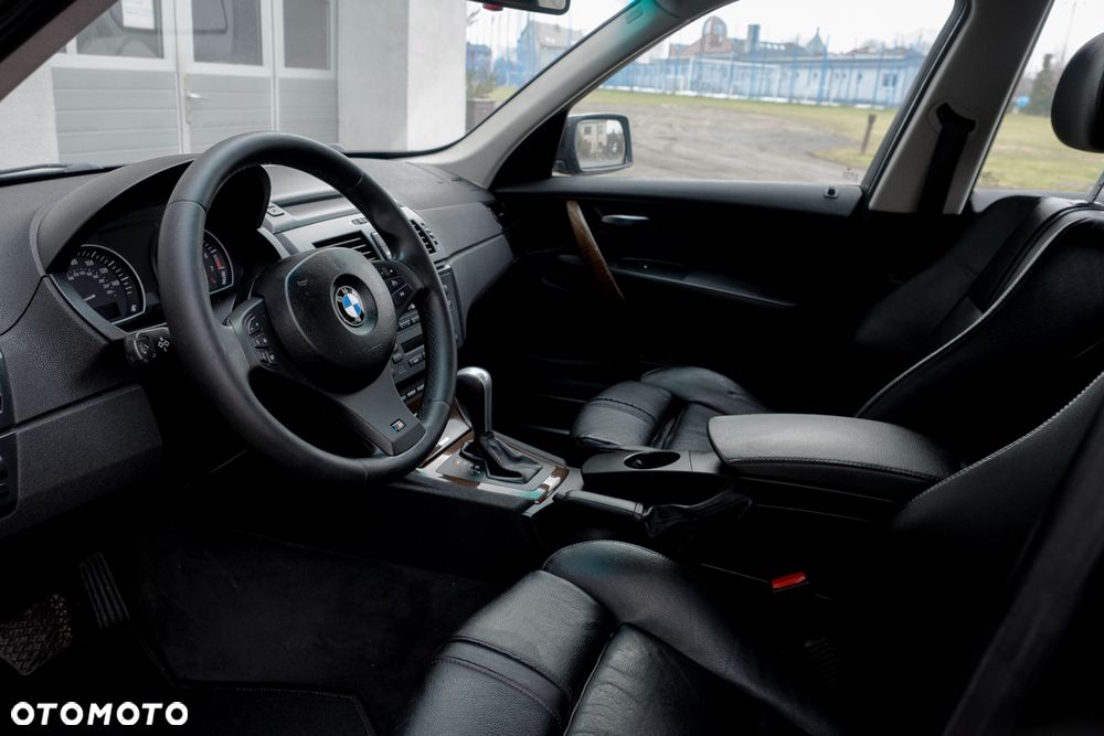 BMW X3 3.0i - 28