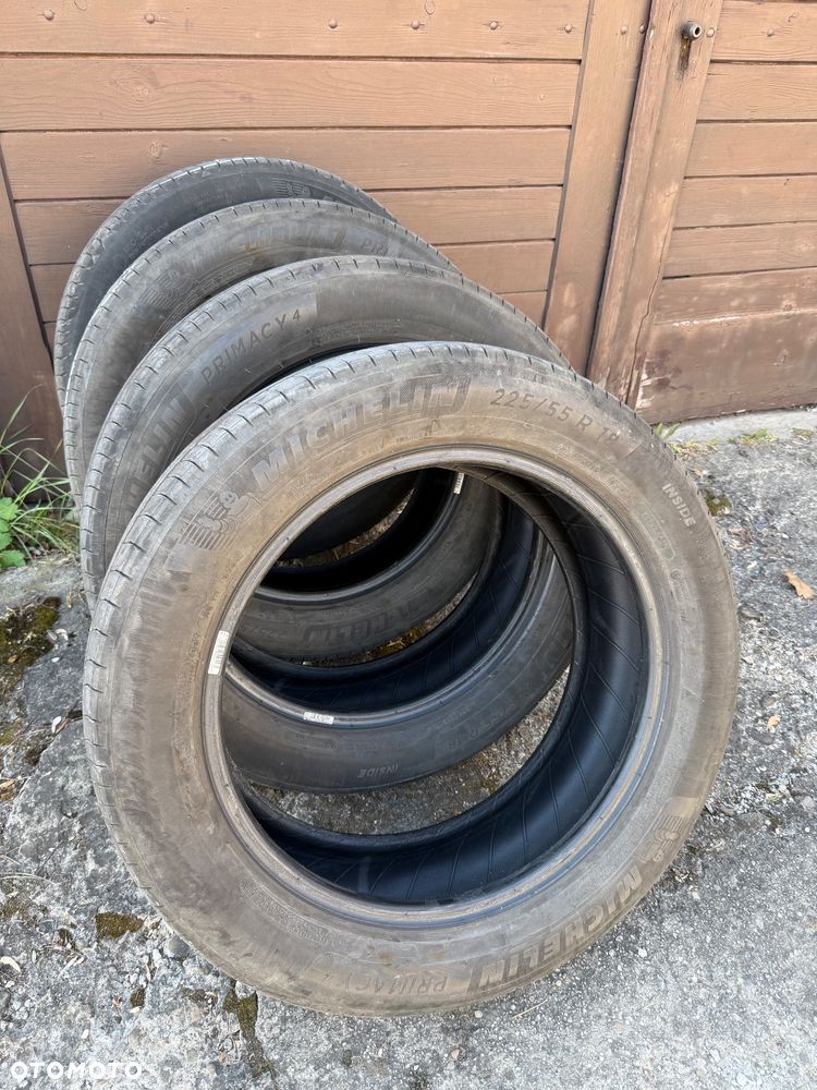 Mitsubishi Outlander 2.0 Instyle + 4WD CVT - 37