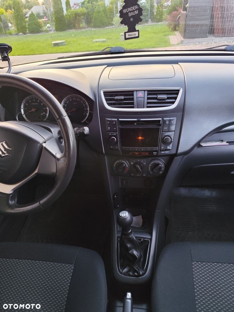 Suzuki Swift - 7