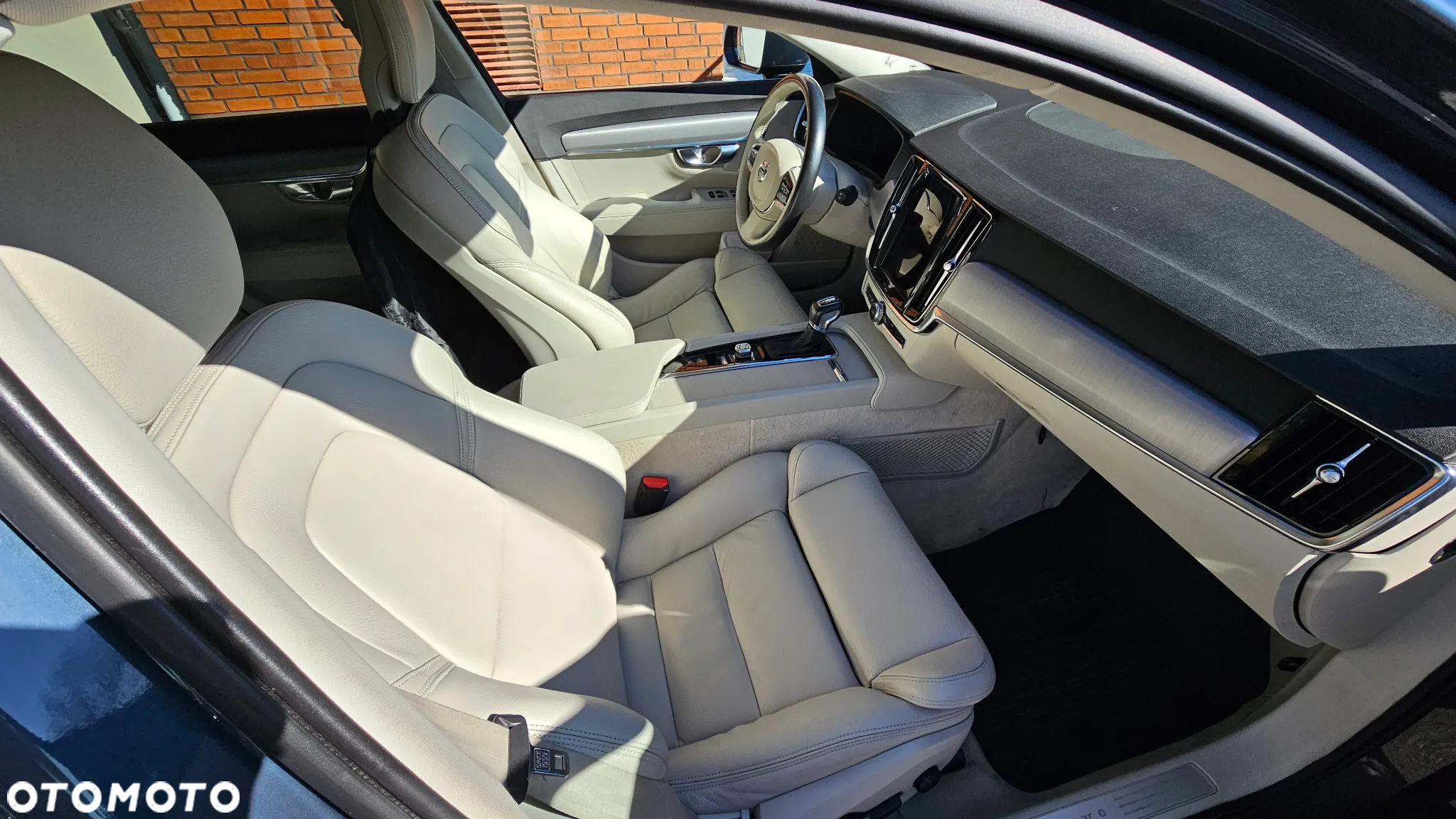Volvo V90 - 16