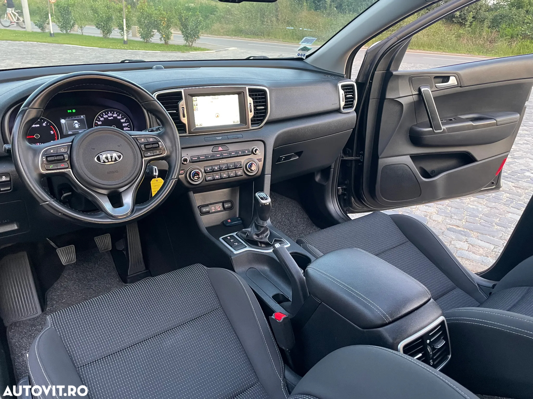 Kia Sportage 1.7 CRDI 2WD Edition 7 - 28