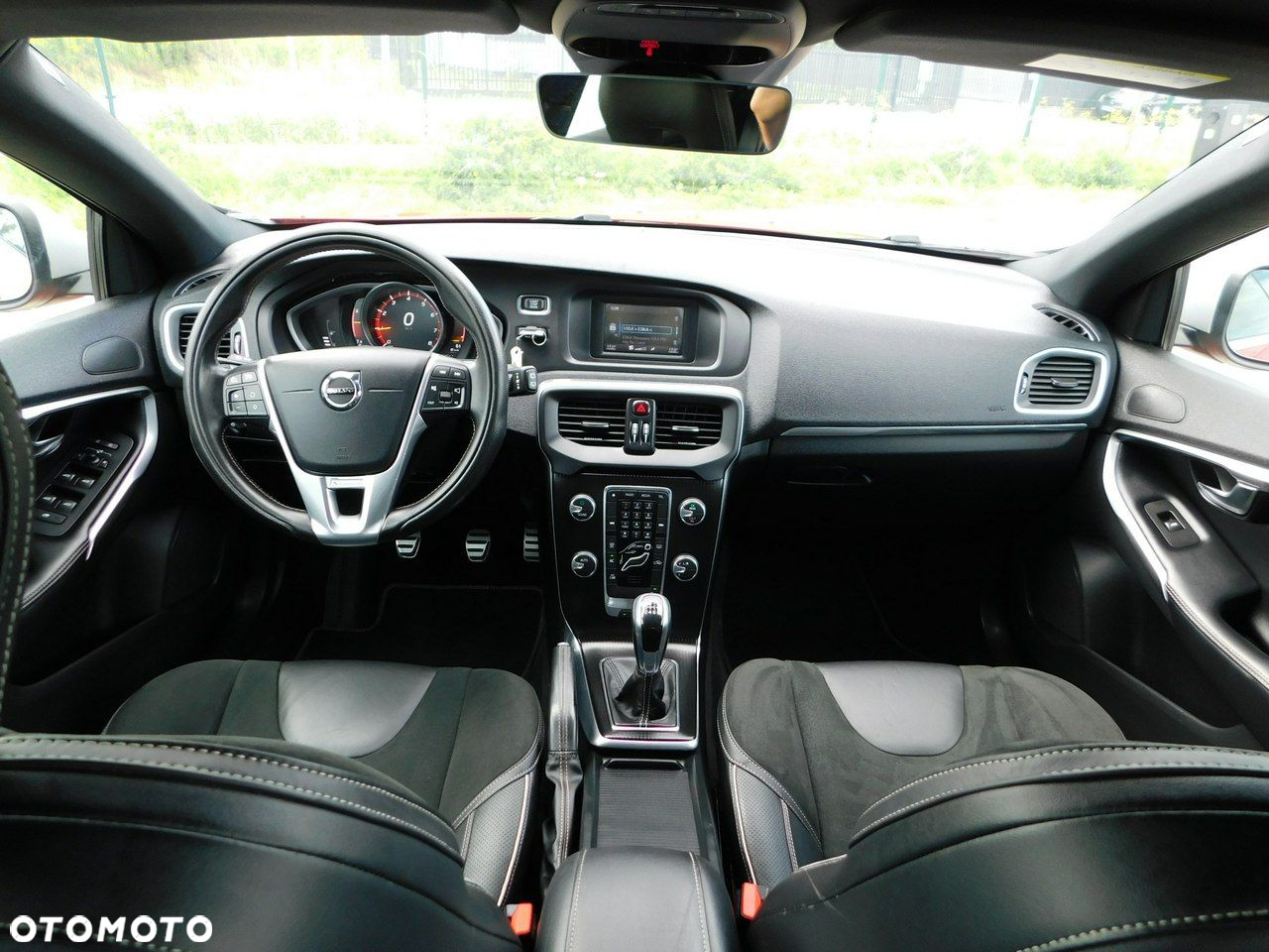 Volvo V40 T3 Drive-E R-Design Momentum - 7