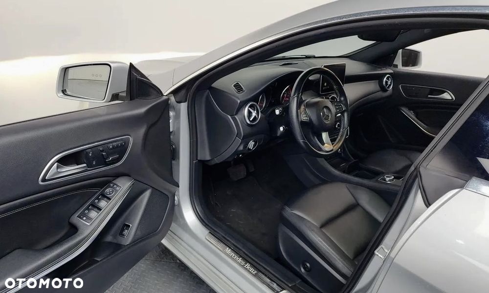 Mercedes-Benz CLA 200 CDI 7G-DCT - 7