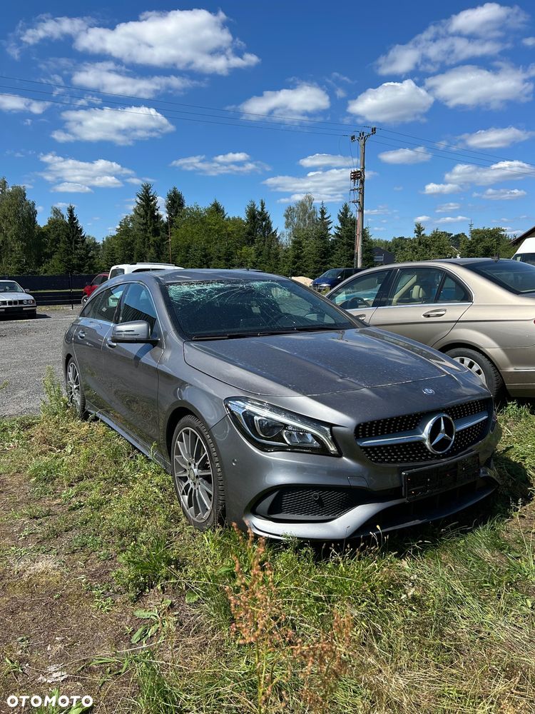 Mercedes-Benz CLA 200 AMG Line - 5