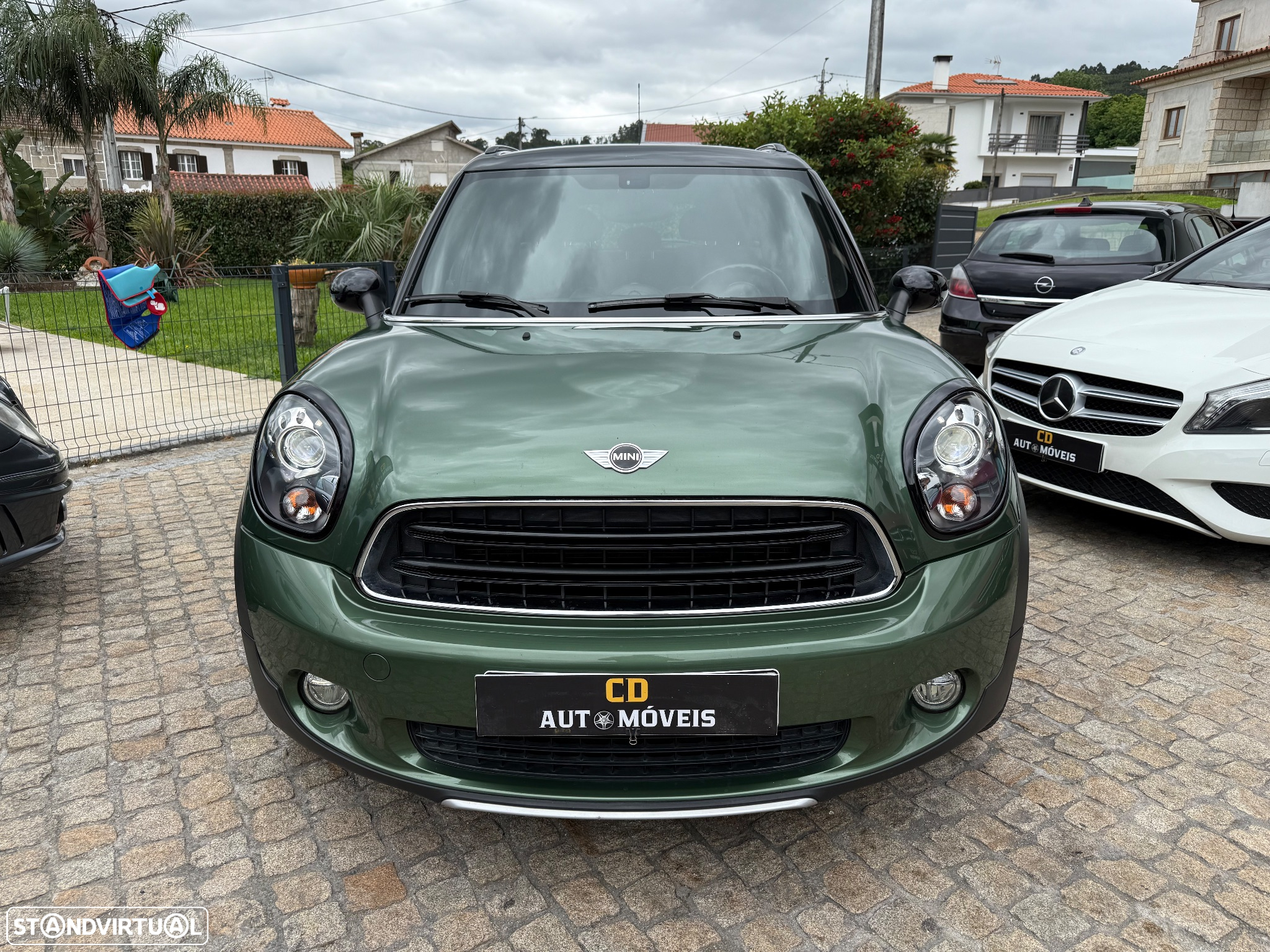 MINI Countryman Cooper D - 25