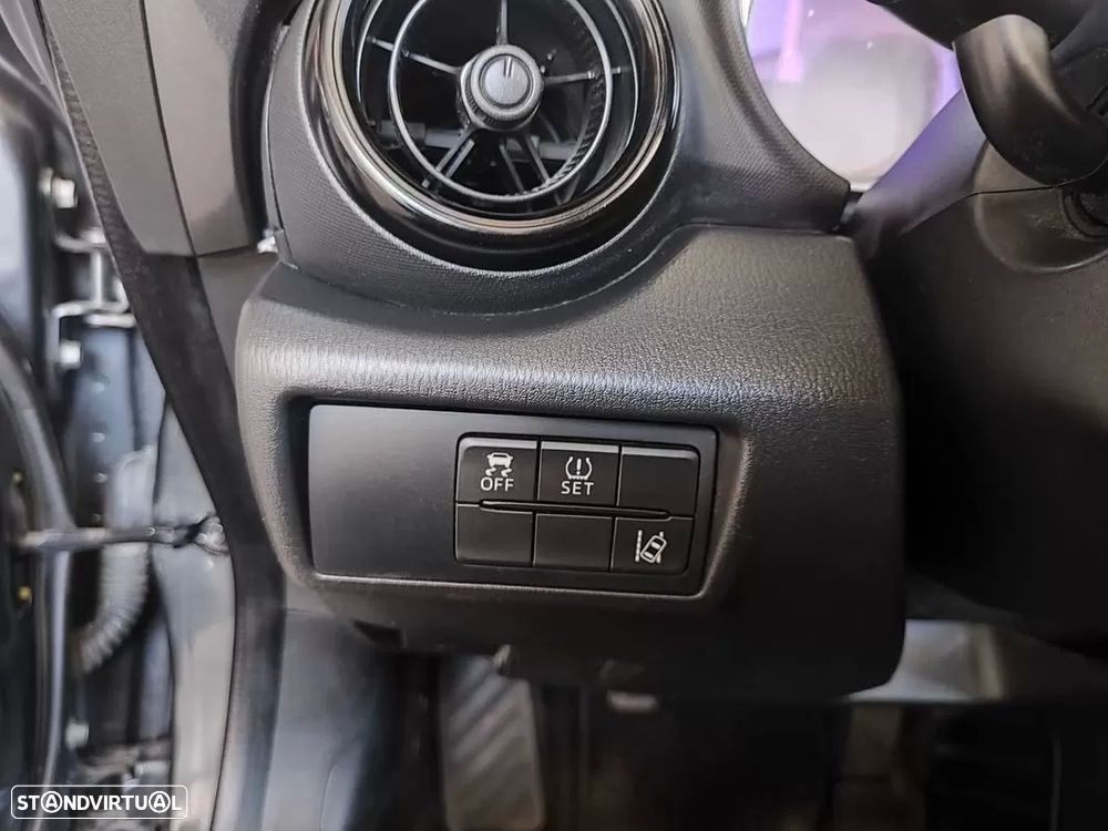 Mazda MX-5 MZR 1.5 Sky.Excellence P.Sport Navi - 22