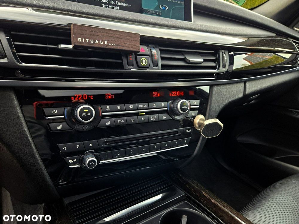 BMW X5 xDrive30d Sport-Aut - 25