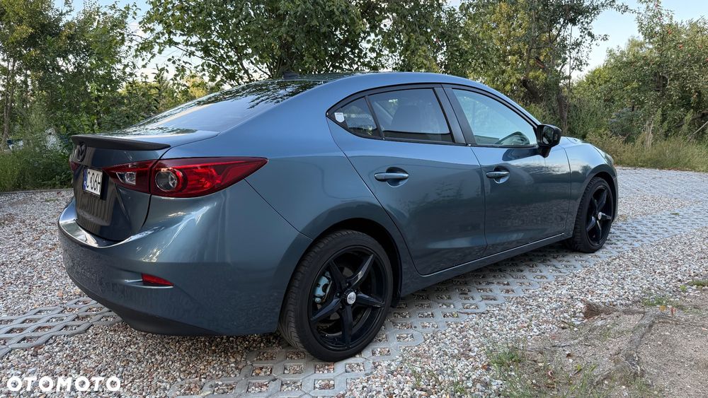 Mazda 3 - 8