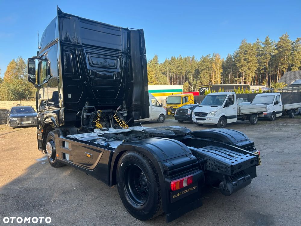 Mercedes-Benz ACTROS 1848 GIGASPACE + SCHMITZ 2017 ZESTAW CAŁY CZARNY / RETARDER / NOWY TACHOGRAF / KSENONY / FULL SPOJLERY / 2 ZBIORNIKI PALIWOWE / SCHMITZ JOLODA / ZAMKNIĘCIE CELNE - 7