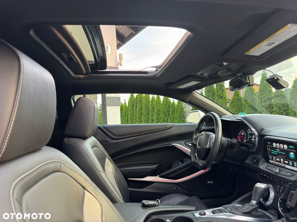 Chevrolet Camaro - 34