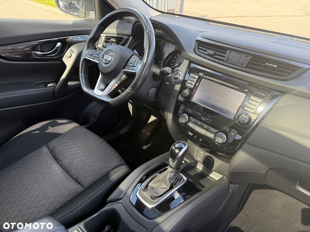 Nissan X-Trail 1.3 DIG-T N-Connecta 2WD DCT - 33