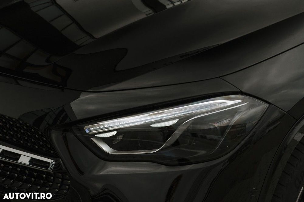 Mercedes-Benz GLA - 28