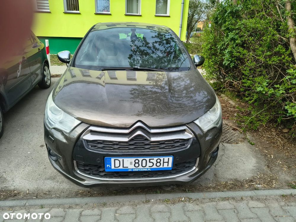 Citroën DS4 HDi 165 SoChic - 1