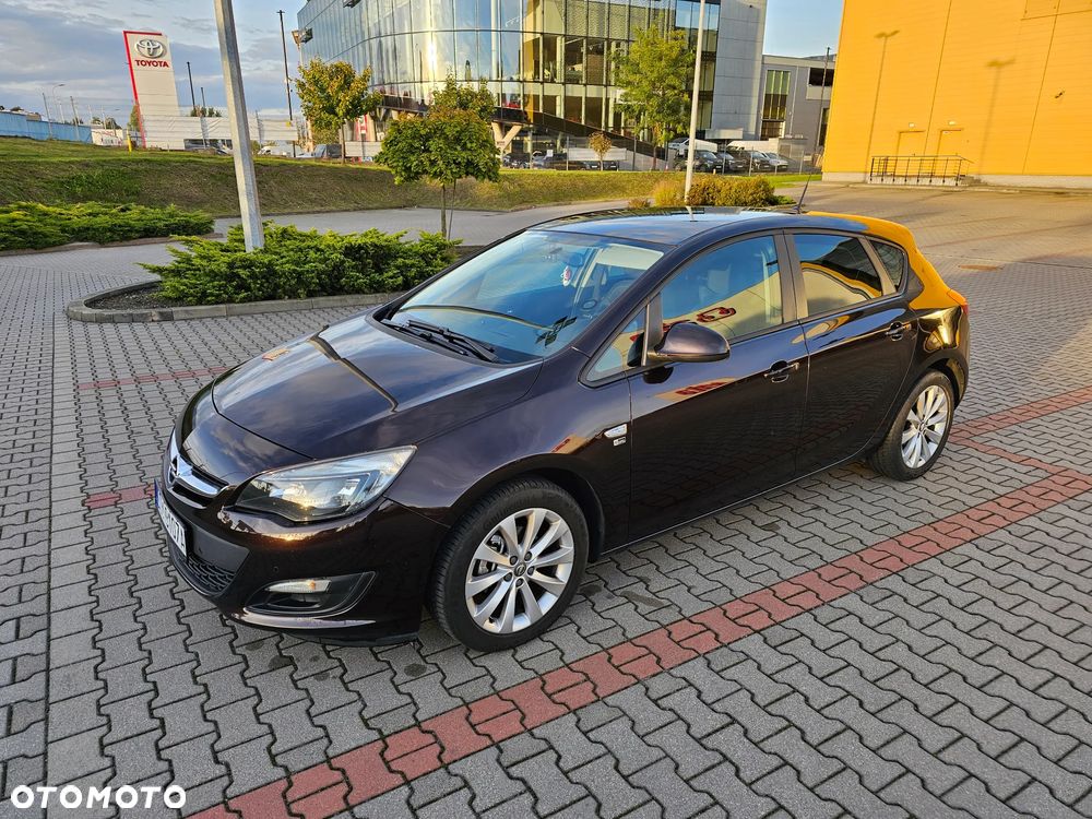 Opel Astra 1.4 EcoFLEX 150 Jahre - 2