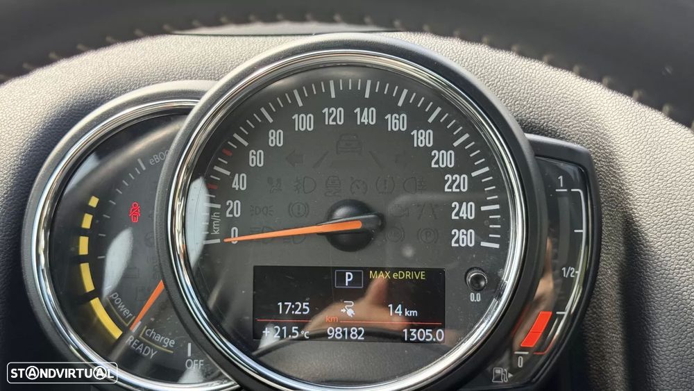 MINI Countryman Cooper SE ALL4 Auto - 31