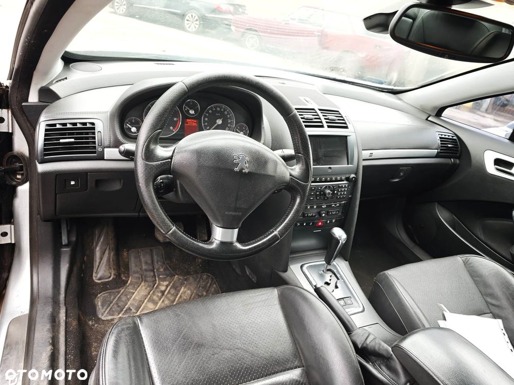 Zderzak maska drzwi silnik części Peugeot 407 Coupe EZRC 2.7 HDi - 12
