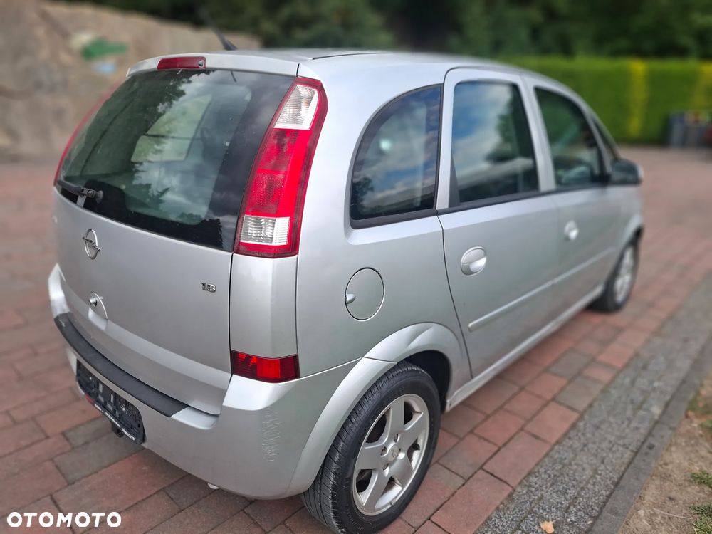 Opel Meriva 1.6 16V (Essentia) - 5
