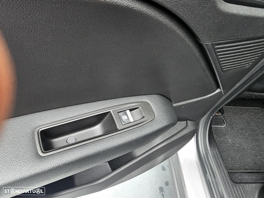 Renault Captur 1.0 TCe Intens - 23