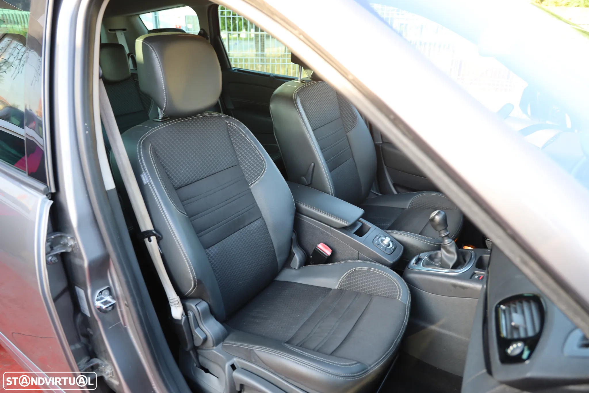 Renault Grand Scénic 1.5 dCi Bose Edition SS - 4