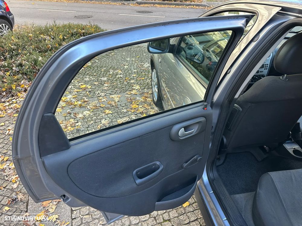 Opel Corsa 1.3 CDTi Enjoy EcoFLEX - 16