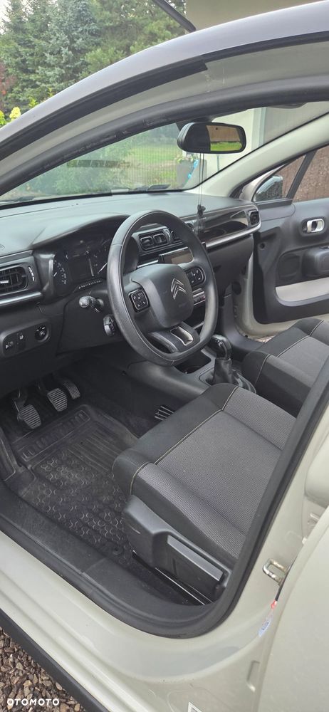 Citroën C3 1.2 PureTech Live - 10