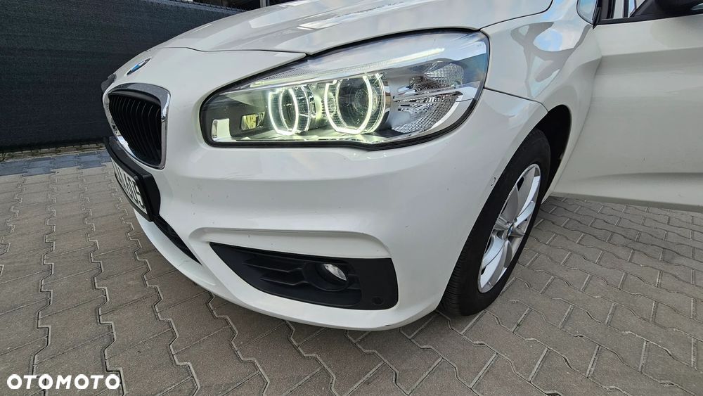 BMW Seria 2 218i Active Tourer - 29