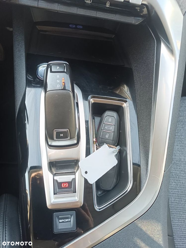 Peugeot 3008 - 35