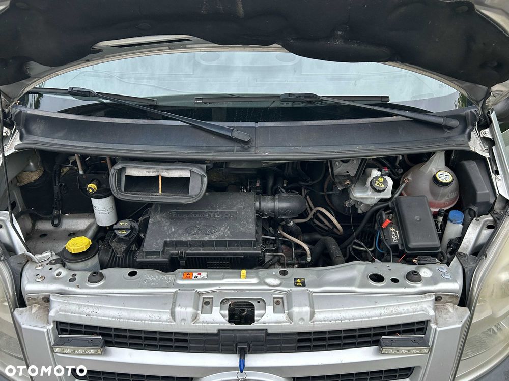 Ford Transit - 8