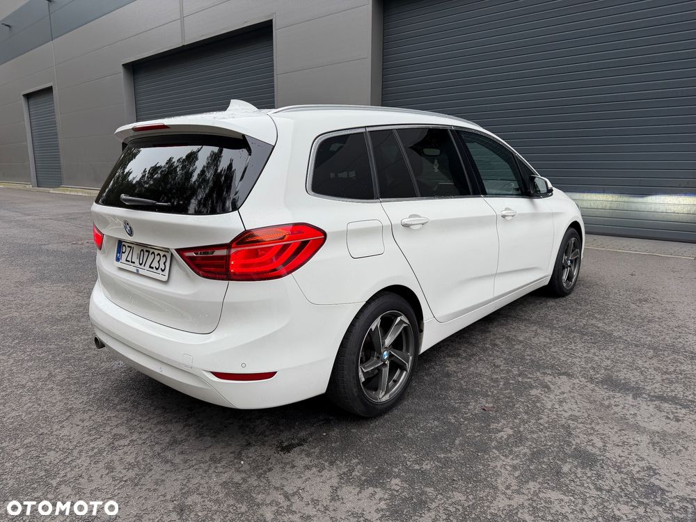 BMW Seria 2 - 12