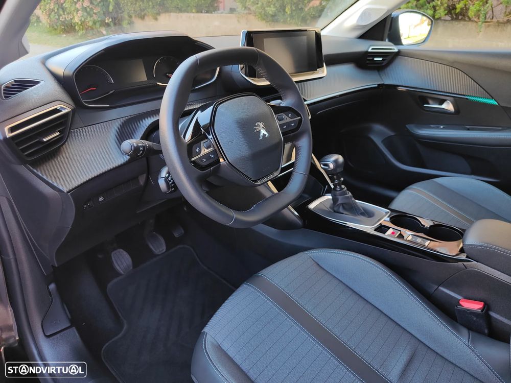 Peugeot 208 1.2 PureTech Allure Pack - 27