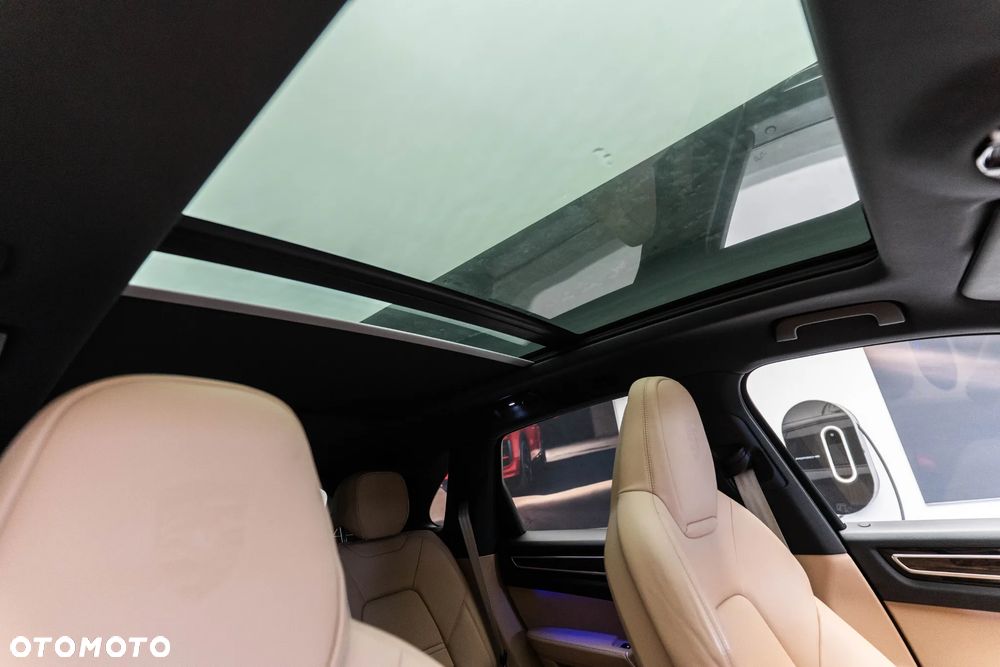 Porsche Cayenne Platinum Edition - 40