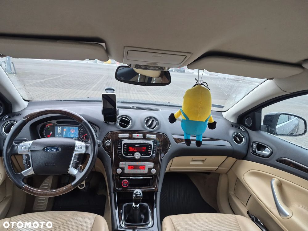 Ford Mondeo 2.2 TDCi Ghia - 11