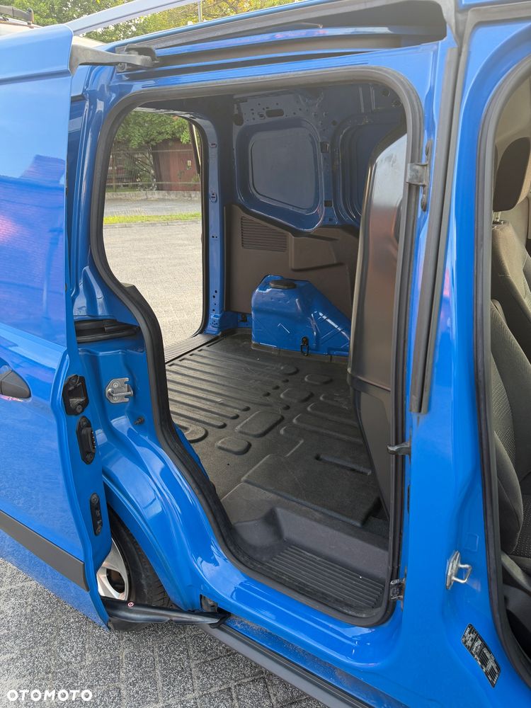 Ford transit courier - 9