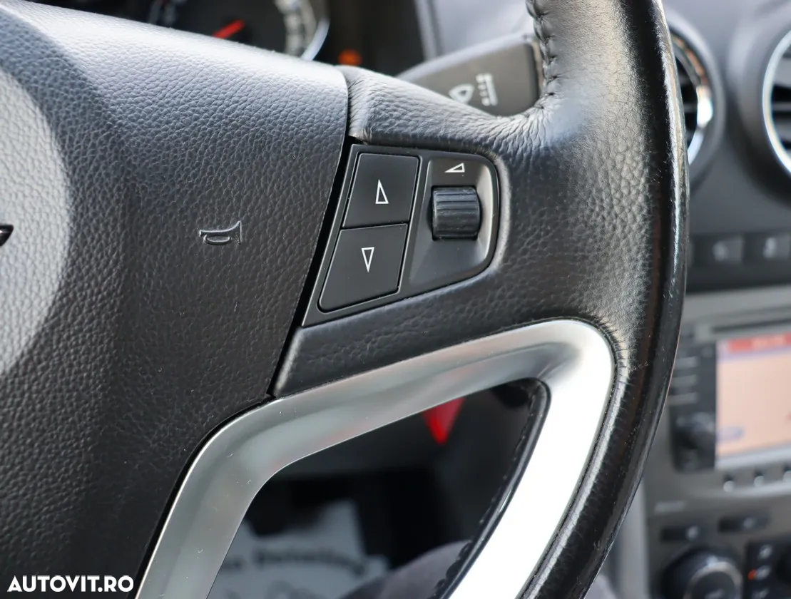 Opel Antara - 17