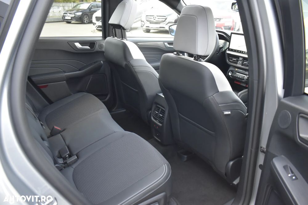 Ford Kuga - 16