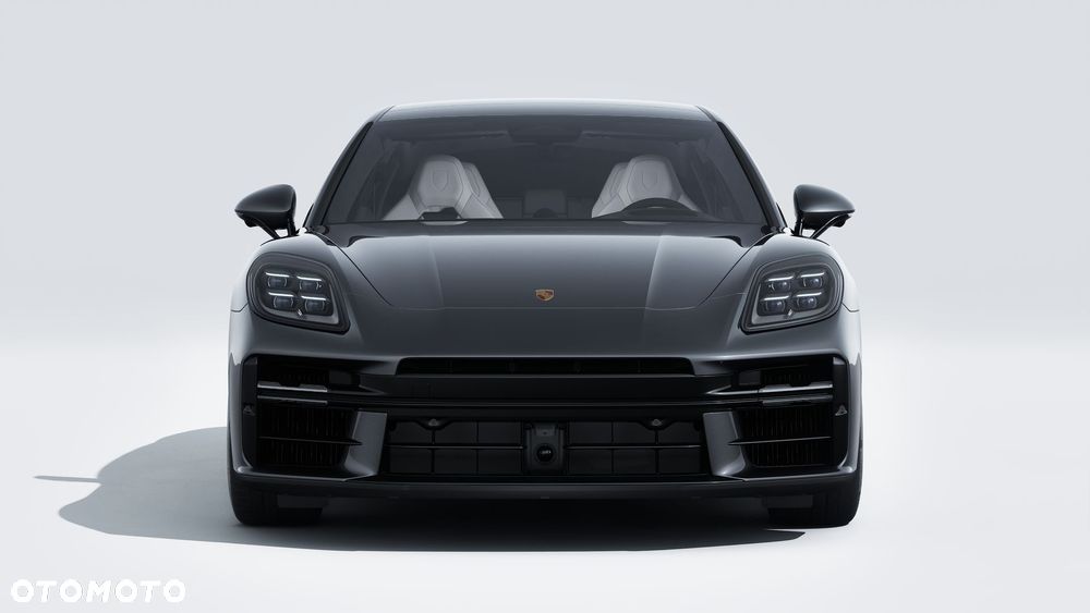 Porsche Panamera 4 E-Hybrid PHEV - 2