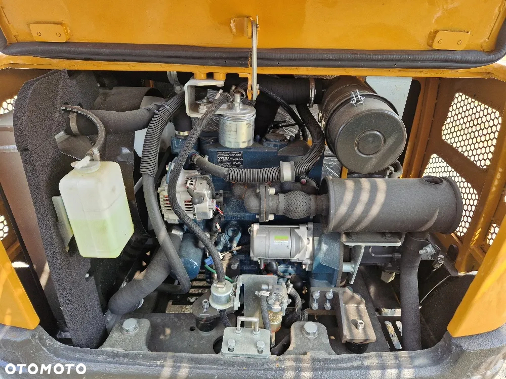 JCB JBC 8022 - 13