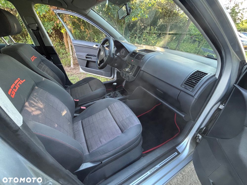 Volkswagen Polo 1.4 FSI Sportline - 11