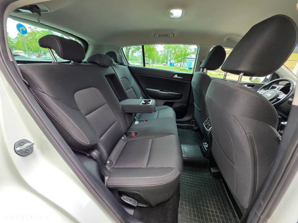 Kia Sportage 1.6 T-GDI L Business Line Plus 2WD - 32