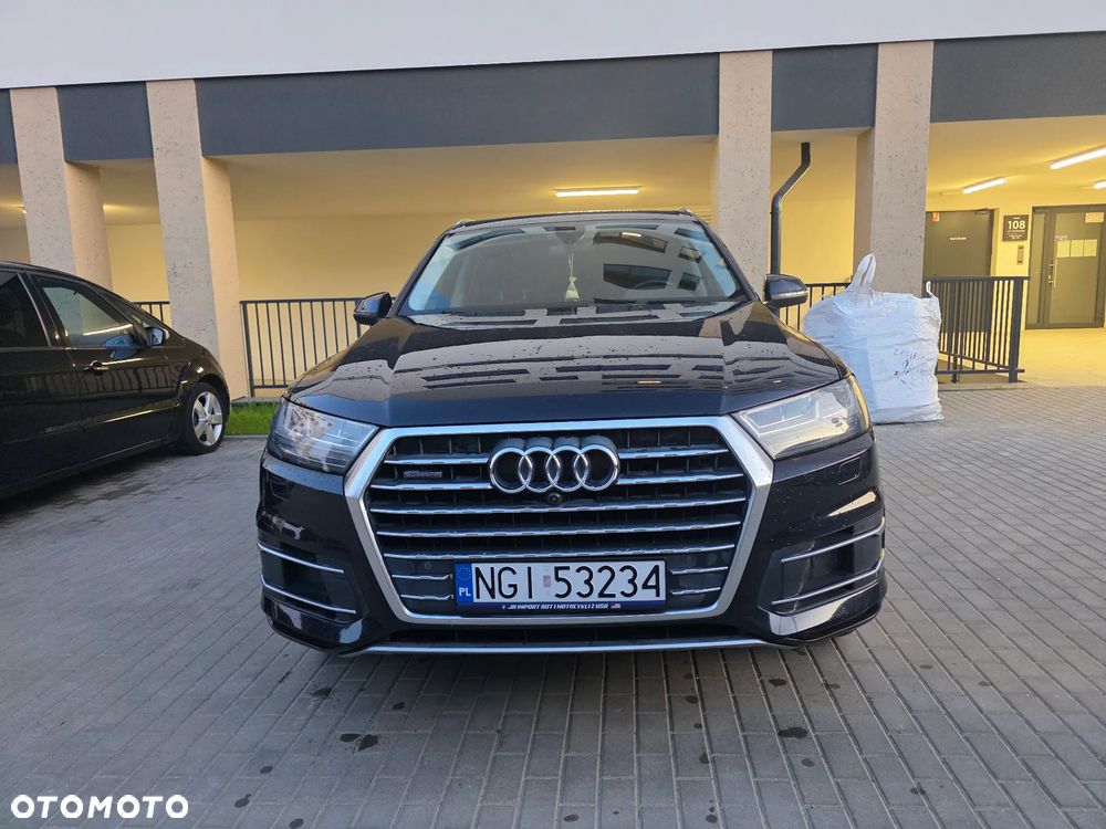 Audi Q7 - 2